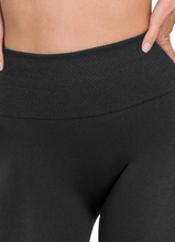 Load image into Gallery viewer, Frost Fleece Lined Leggings
