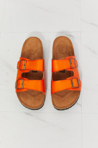 Sizzle Slide Sandals in Mandarin
